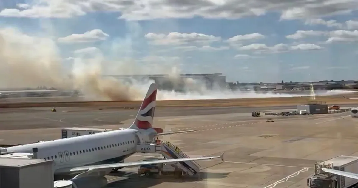 Falha elétrica após incêndio suspende trens e afeta operação em Heathrow