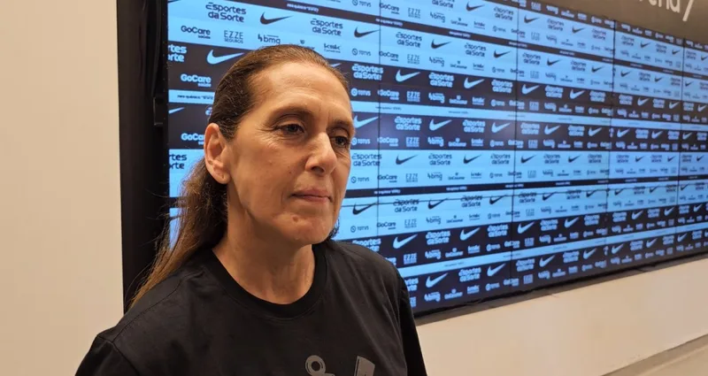 Íris Sesso destaca apoio da torcida antes da final do Brasileiro Feminino
