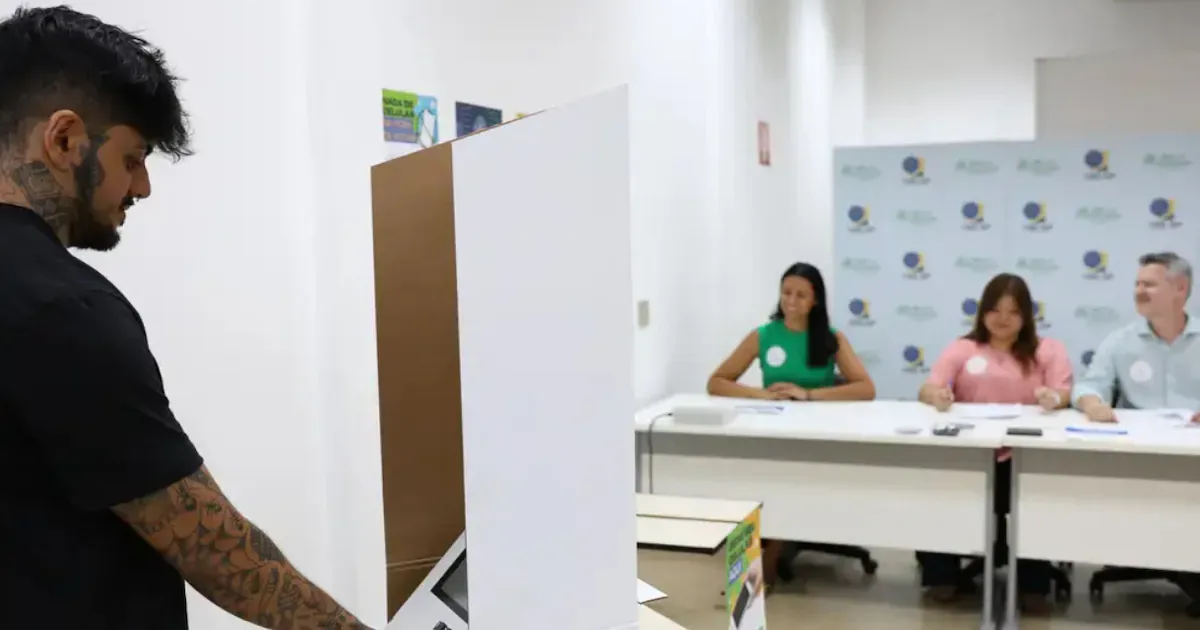 TSE não vê risco concreto de interferência estrangeira nas eleições