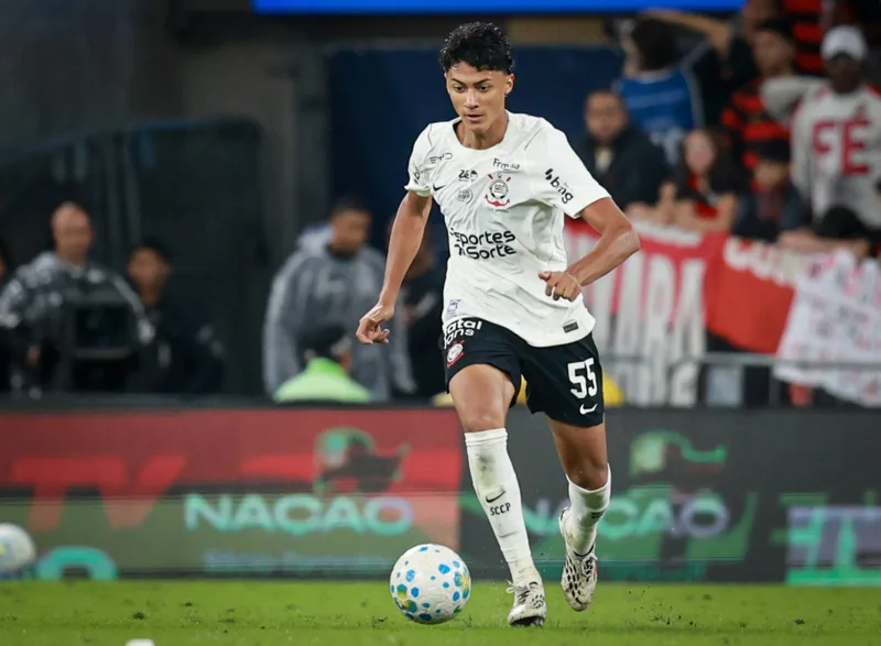 Corinthians tem zagueiro de 17 anos observado na Europa e define grupo feminino