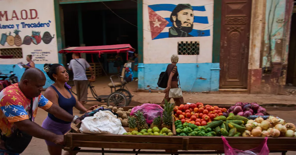 Sanções dos EUA deixam cargas humanitárias retidas e agravam crise em Cuba