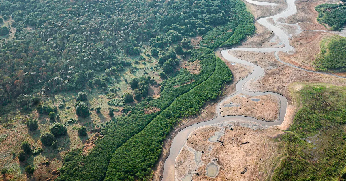 Seca pode aumentar em até 150% o transporte de contêineres para Manaus