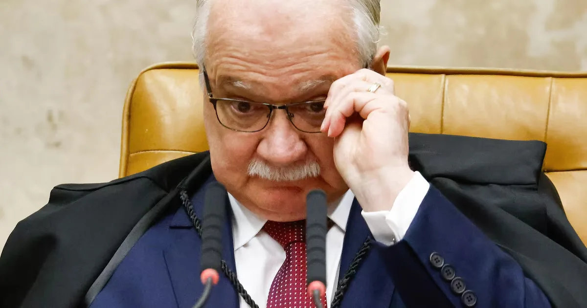 Fachin afirma que STF deve preservar diálogo durante crise entre ministros