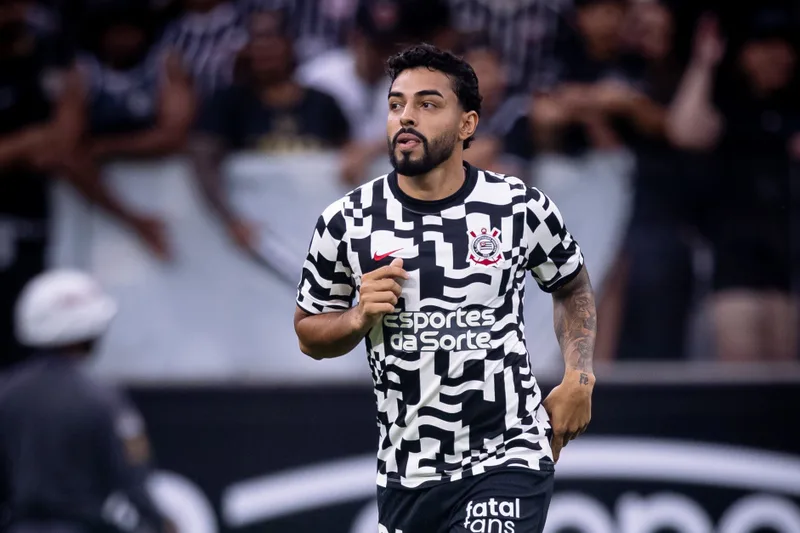 Corinthians avalia cirurgia para tratar dores no púbis de Matheus Bidu