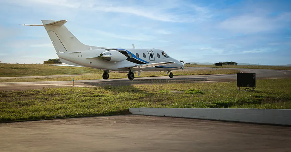 Solojet amplia suporte técnico e apresenta aviônicos em Luís Eduardo Magalhães