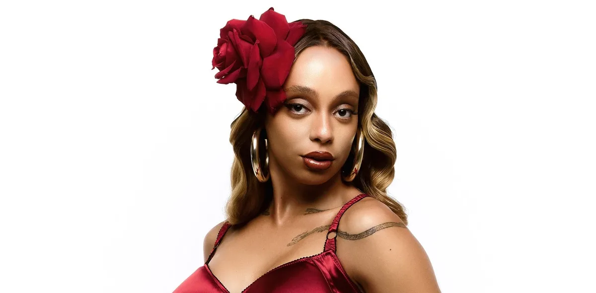 “Águas de um Mar Azul” leva Urias à disputa por prêmio no Grammy Latino