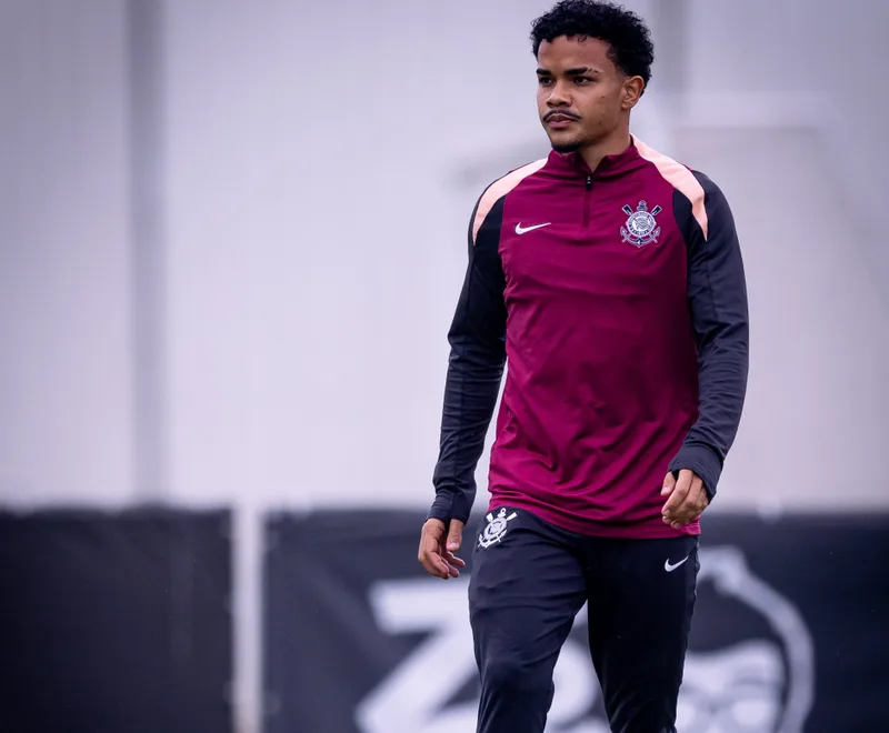 Kaio César vê equilíbrio e destaca Fiel antes de Corinthians x Estudiantes