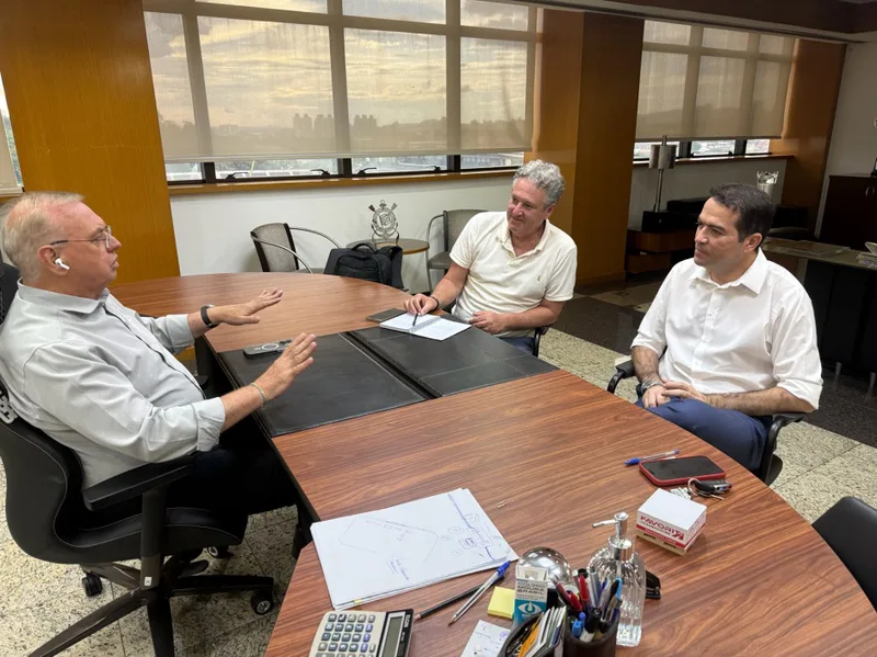Corinthians aguarda fim de punições para registrar trio da Ponte na base