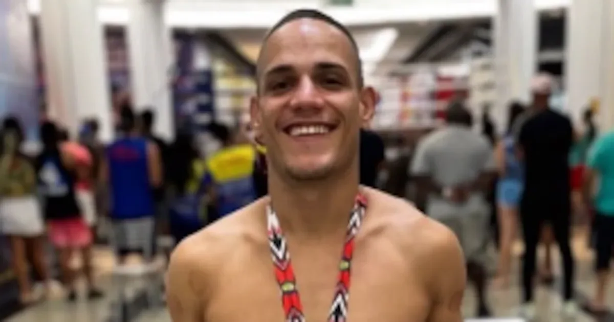 Lutador morre baleado após ser confundido com agressor no Rio