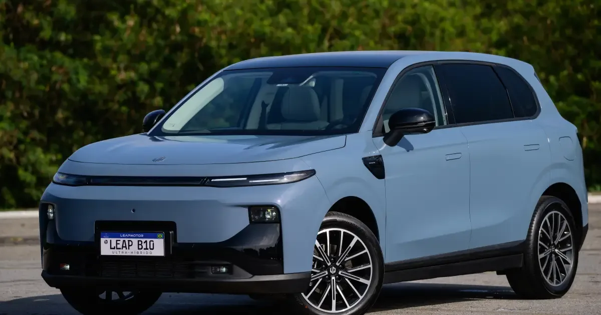 B10 Ultra-Híbrido usa gerador a gasolina e chega por R$ 179.990