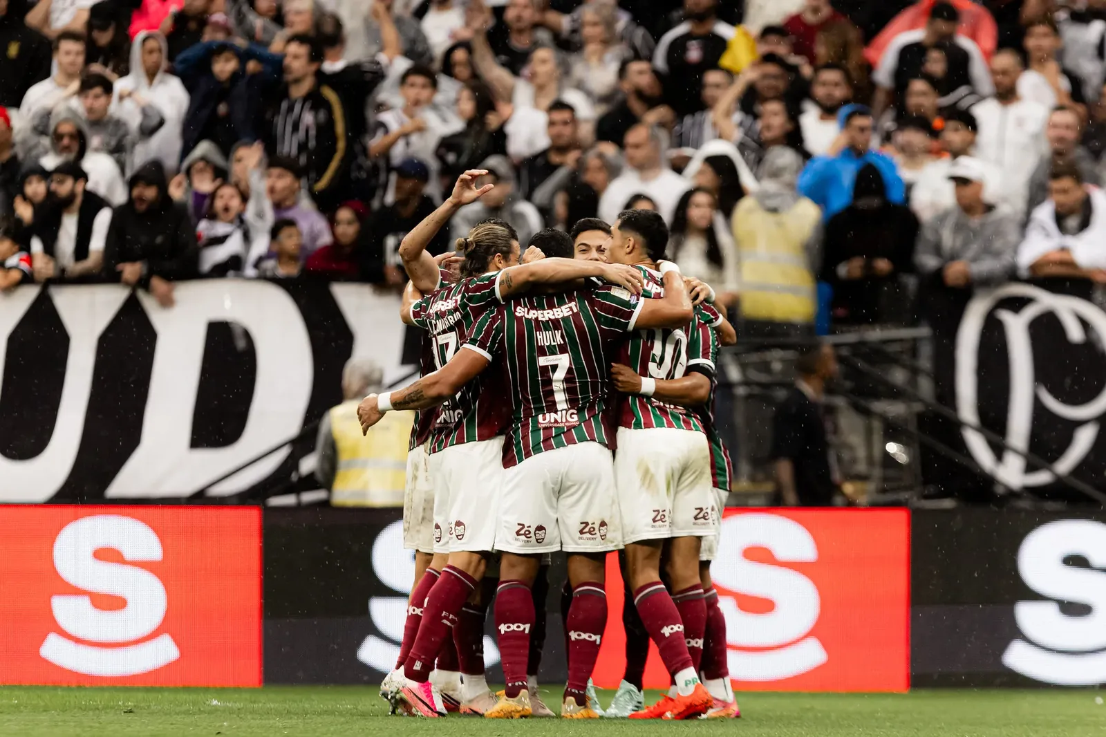 Fluminense retoma agenda em outubro com Brasileirão e semifinais da Libertadores