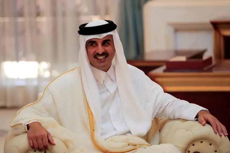 Emir do Catar pede fim das operações israelenses e denuncia genocídio em Gaza