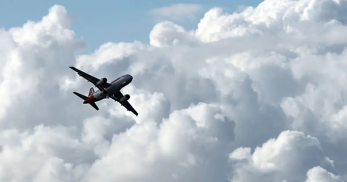 Portos e Aeroportos propõe imposto seletivo zero para aeronaves sustentáveis