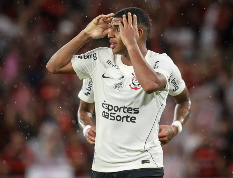 Gui Negão diz que pensou em sair do Corinthians antes de ganhar espaço