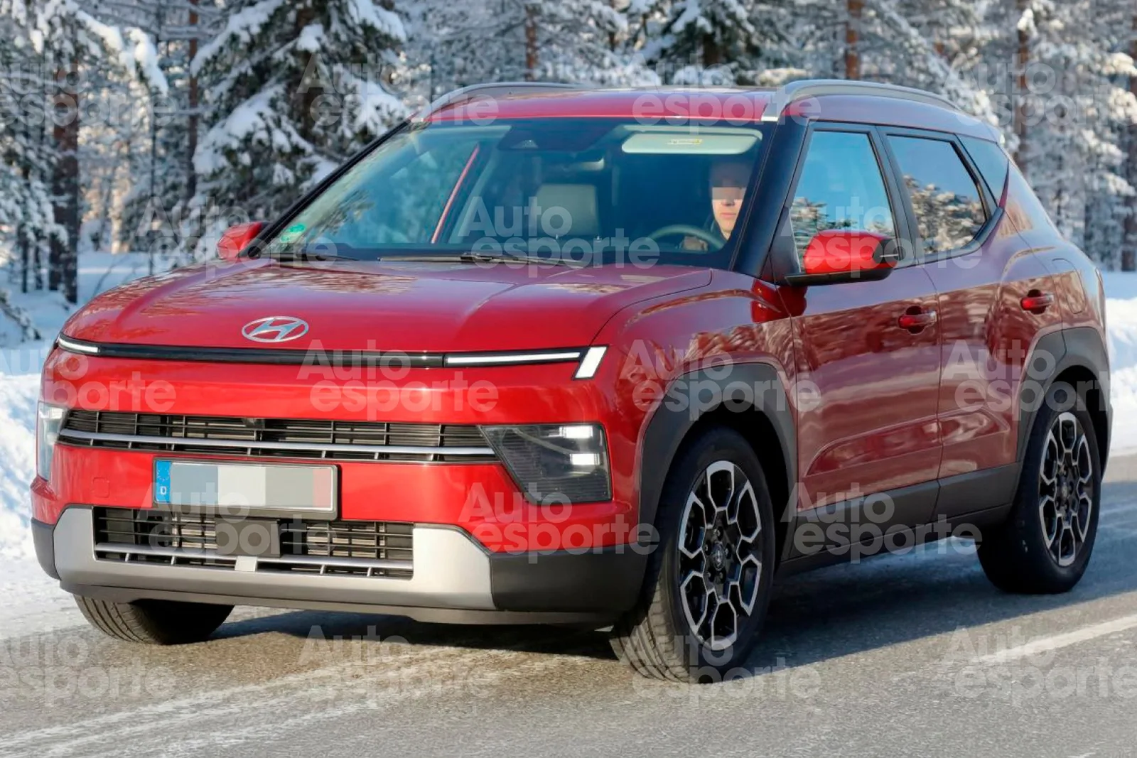 Hyundai prepara SUV compacto para ocupar espaço entre i20 e Creta