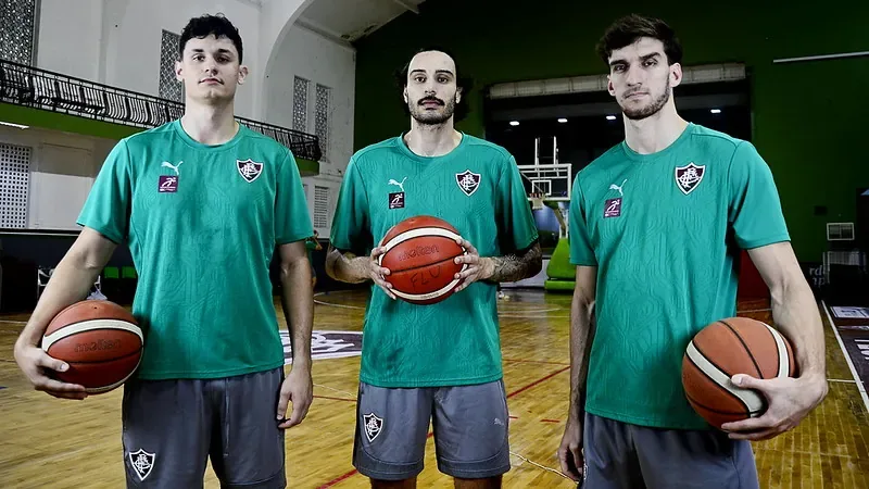 Fluminense abre temporada do basquete em clássico com o Flamengo
