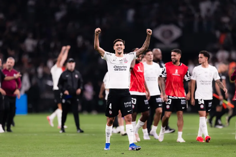 João Pedro Tchoca é o favorito da torcida para enfrentar a Chapecoense