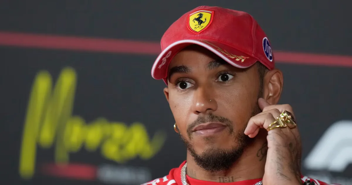 Hamilton responsabiliza Leclerc por incidente e cobra regras na Ferrari