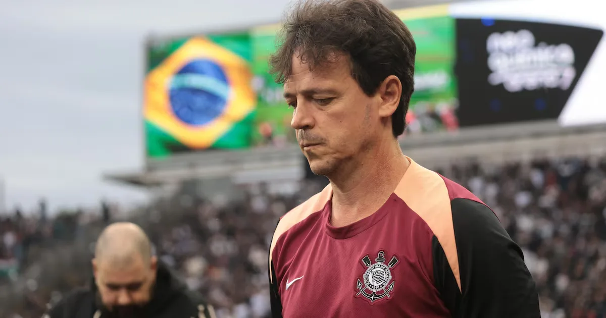 Diniz mantém confiança no trabalho após Corinthians chegar a sete jogos sem vencer
