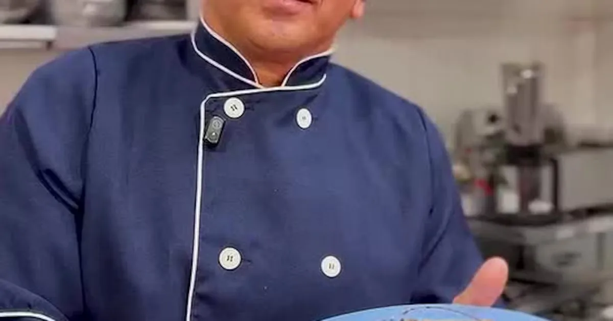 Arroz marisabel é o pedido de Carlos Ribeiro no Oxente, na Barra Funda