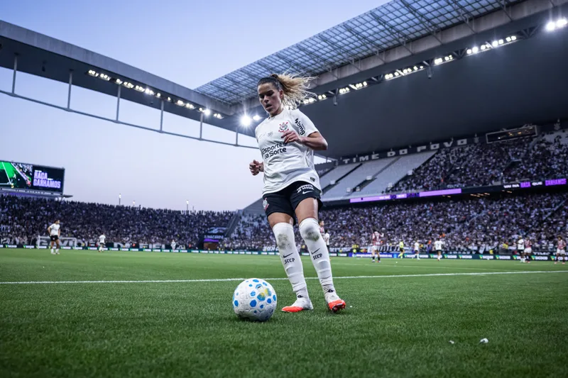 Tamires diz que Corinthians sentiu desgaste maior na final do Brasileiro feminino