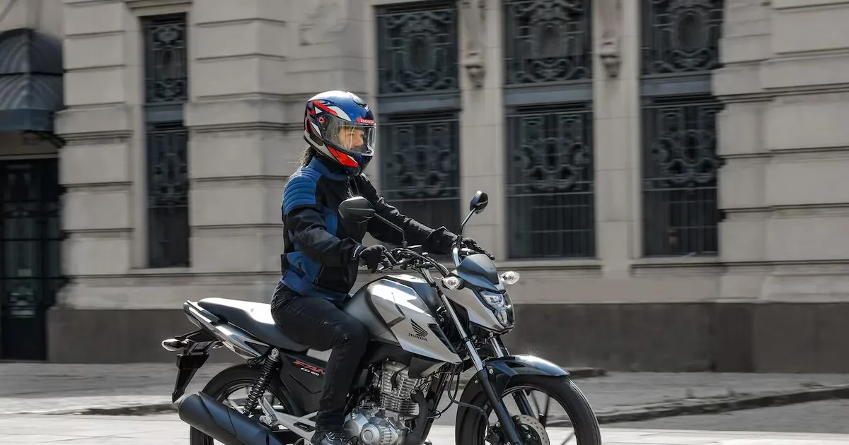 Emplacamentos de motos avançam 12,1% no Brasil até agosto de 2026