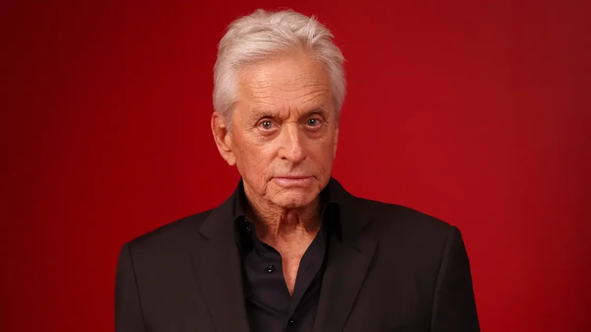 Michael Douglas nega vício em sexo e explica ida à reabilitação