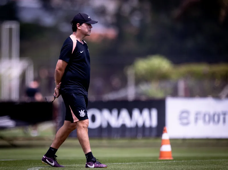 Corinthians encerra treinos para duelo com o Fluminense pelo Brasileirão