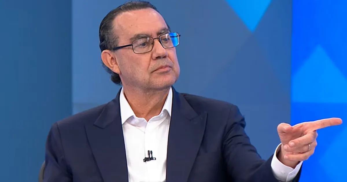 Seguidores de Augusto Cury saltam, e campanha ganha apoio ligado a Pablo Marçal