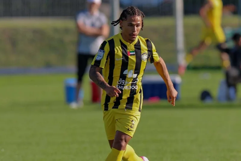 Guilherme Biro chega ao terceiro clube nos Emirados Árabes Unidos