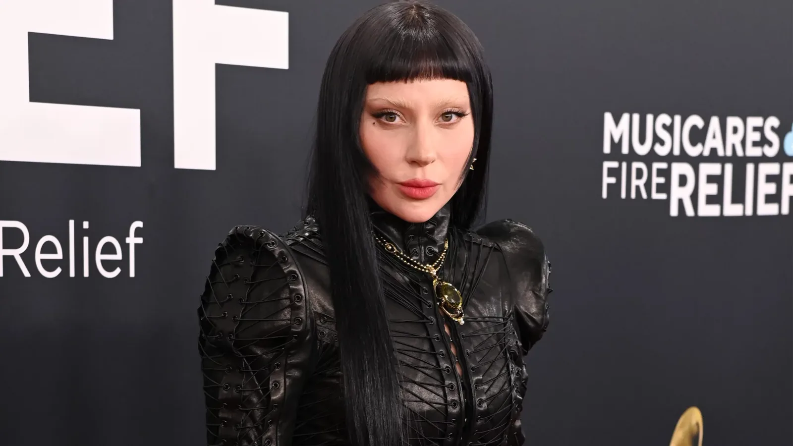 Certidão registra nascimento da filha de Lady Gaga em Los Angeles