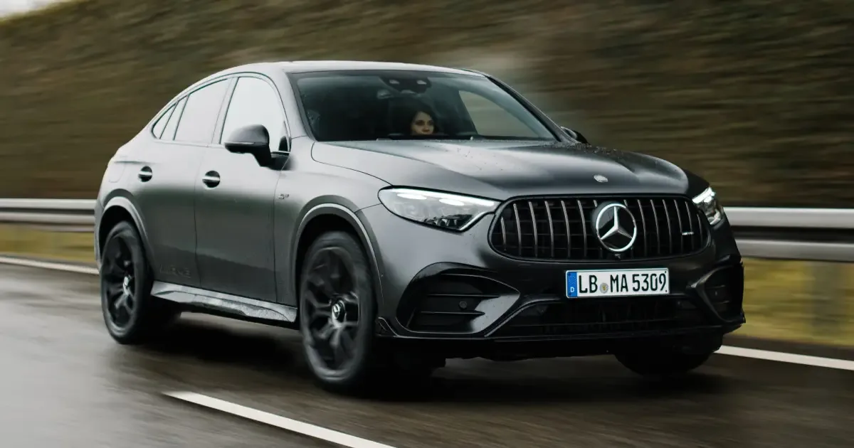Mercedes-AMG GLC 53 chega ao Brasil com sistema híbrido leve
