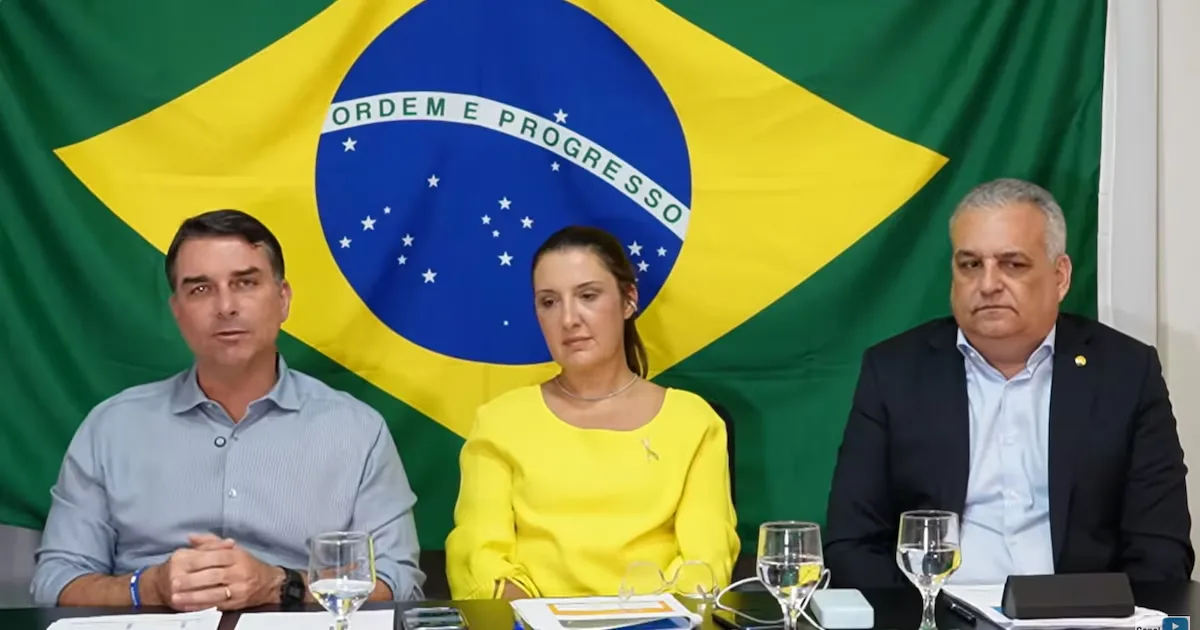 Propostas de Flávio Bolsonaro não detalham ajuste das contas públicas