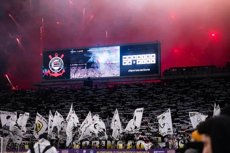 Chapecoense vira sobre o Corinthians e encerra tabu em Itaquera