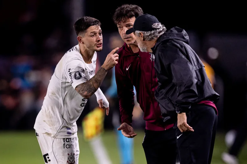 Diniz diz que Garro não foi o único problema do Corinthians contra o Estudiantes