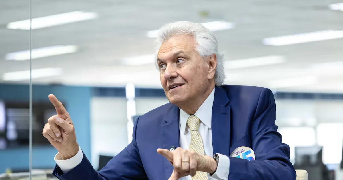 Caiado critica reajuste do Bolsa Família e questiona impacto nas contas públicas