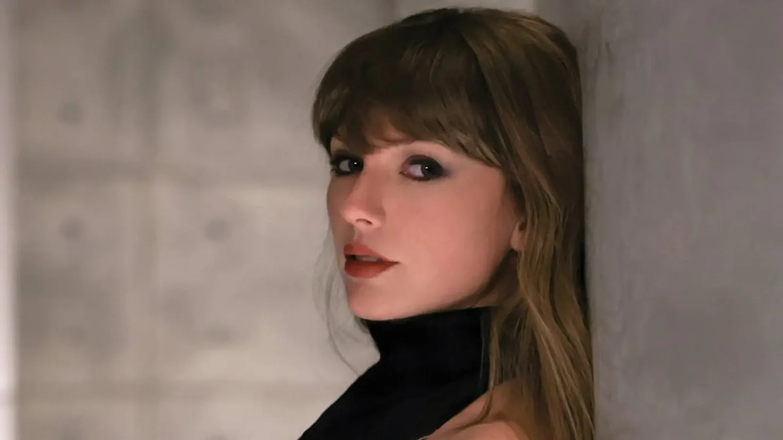 Taylor Swift diz que conversa entre amigas inspirou “Patient Zero”