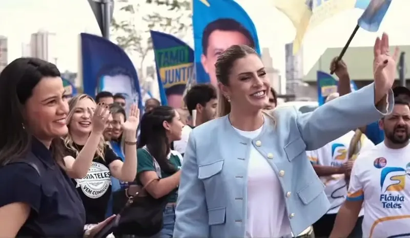Nova internação leva Flávia Teles a deixar corrida pela Câmara