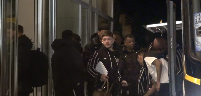 Corinthians leva 25 jogadores para duelo com o Estudiantes na Libertadores