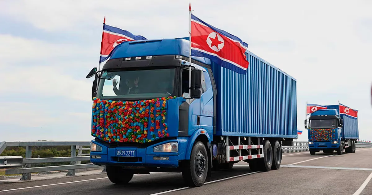 Rússia e Coreia do Norte inauguram ponte rodoviária sobre o rio Tumen