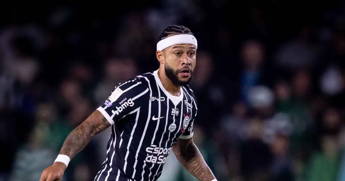 Xavi deixa Memphis Depay fora da lista da Holanda para a Liga das Nações