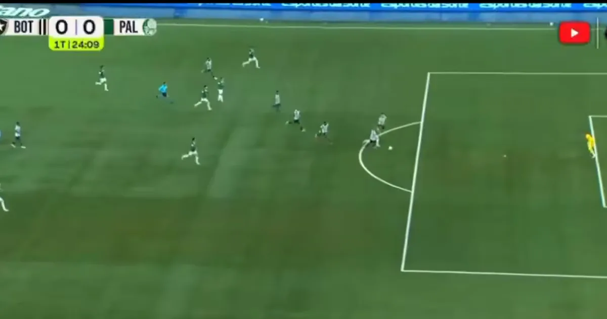 Marçal recebe amarelo após arbitragem considerar possível disputa com Andreas Pereira