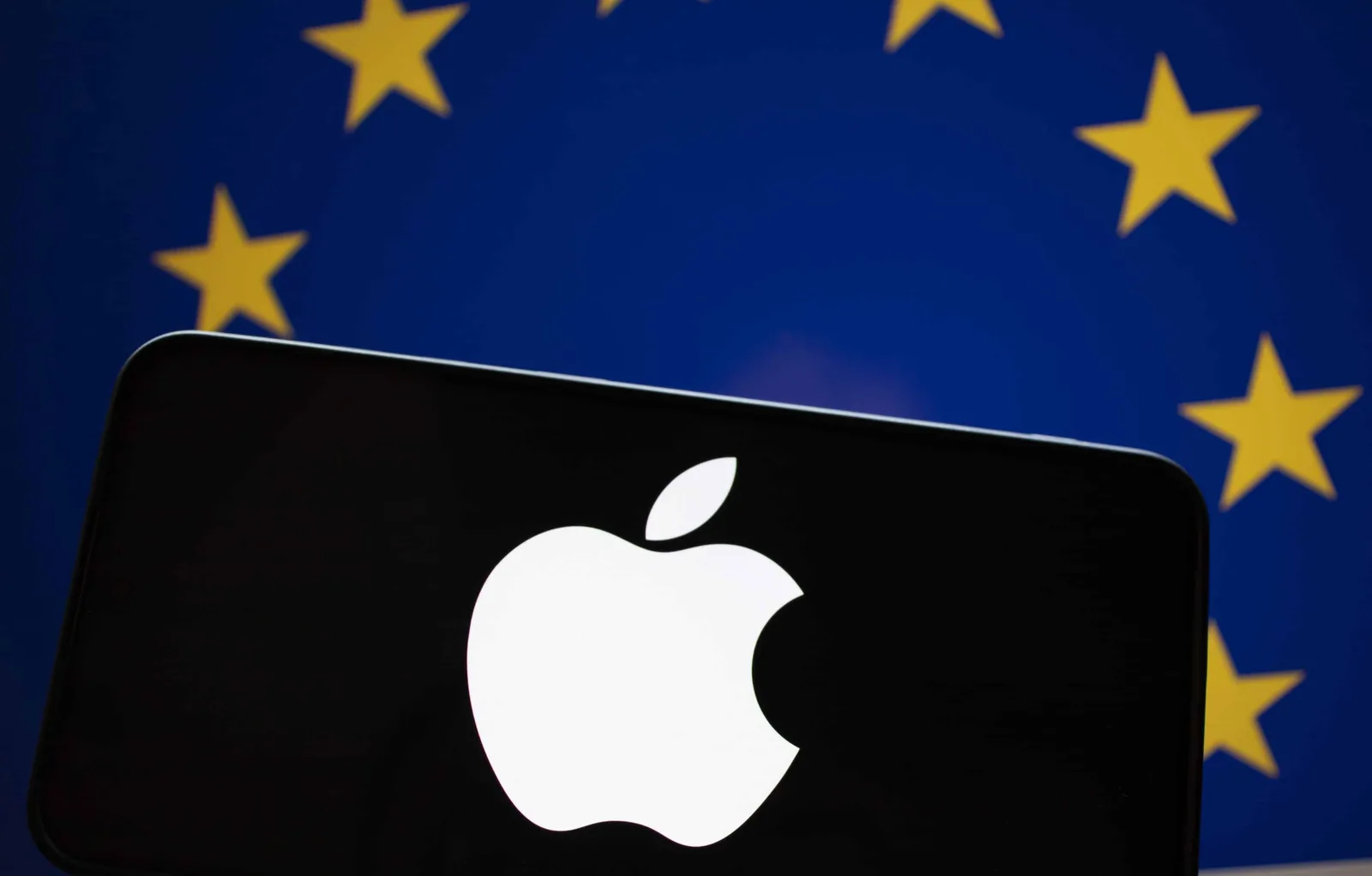 Apple supera empresas europeias em lobby na União Europeia