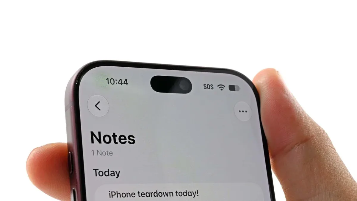Apple substitui iPhone 18 Pro Max com falha de sinal na AT&T