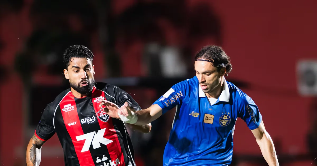 Vitória vence o Grêmio por 1 a 0 e chega ao 11º lugar do Brasileirão