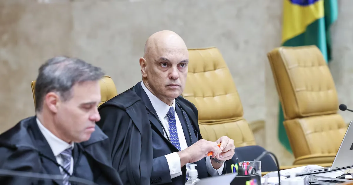 STF vai analisar relatório da PF sobre mensagens entre Moraes e Vorcaro