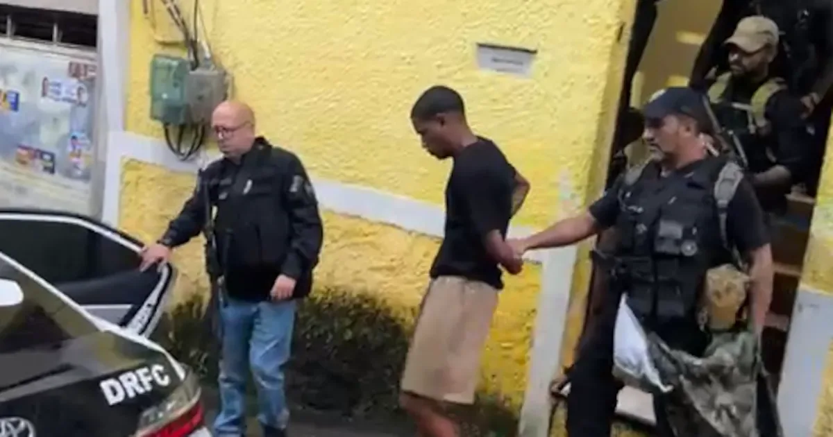 Jovem de 17 anos é apreendido após investigação sobre roubo de carnes no Rio