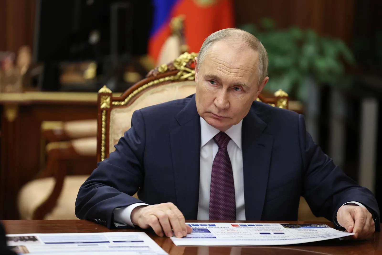 Putin anuncia suspensão de ataques a Kiev durante visita de emissários dos EUA