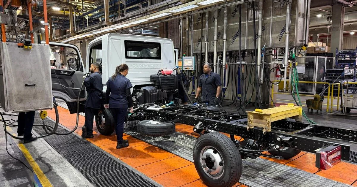 Mercado de caminhões soma 68.819 emplacamentos até agosto; Delivery lidera lista