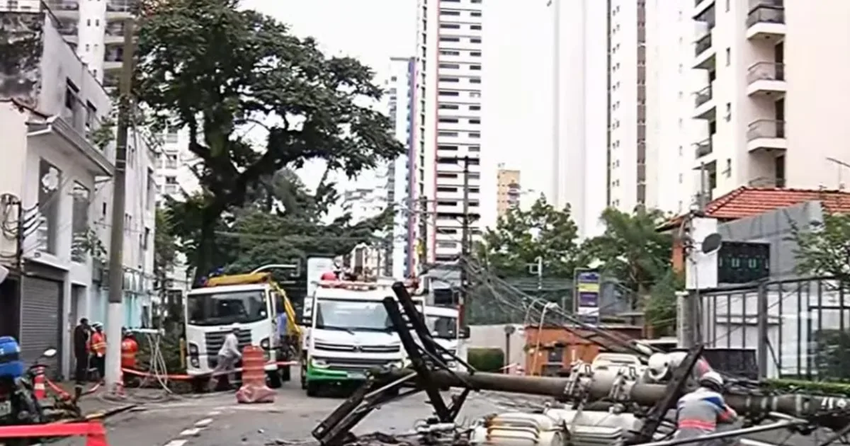 Falta de energia em SP cai para 15.119 clientes após temporal